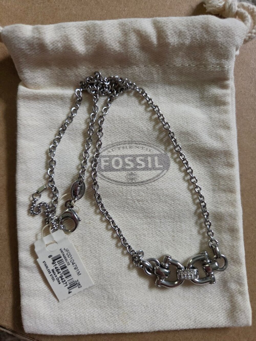 NWT! Fossil Vintage Glitz Silver Crystal Horse Bit Necklace